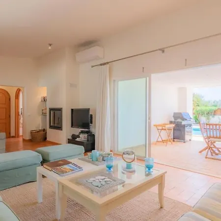 וילה Prado - Beautiful Beachfront אלבופיירה