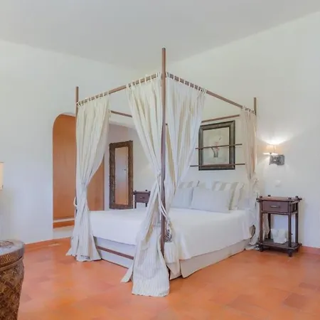 Prado - Beautiful Beachfront Villa Albufeira