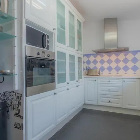 Prado - Beautiful Beachfront Albufeira