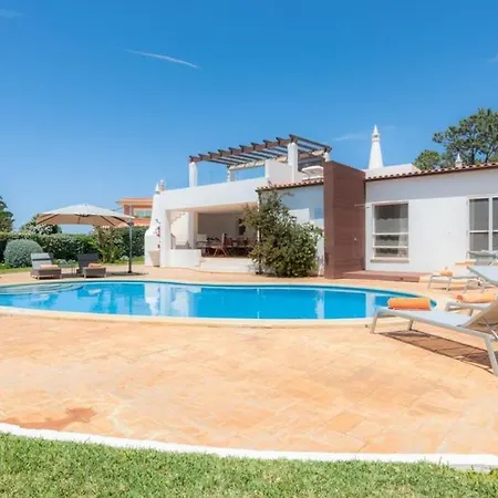 Prado - Beautiful Beachfront Βίλα