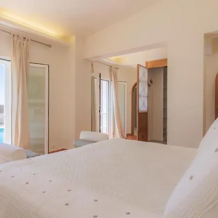 Prado - Beautiful Beachfront Αλμπουφέιρα